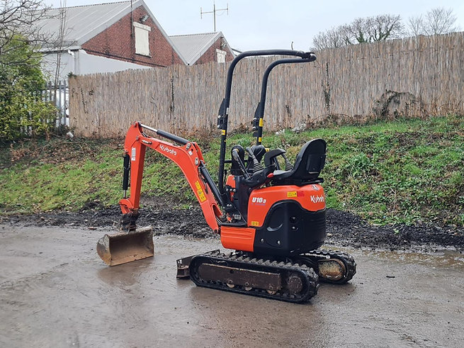 m7-3 Mini Pelle KUBOTA U10-3 1 Tonne – occasion – Image 1