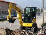 Mini-Pelle Komatsu PC26MR-3 d’Occasion (2013) – 2,8T avec 3 Godets – Image 2