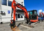 Kubota KX057-4 (2018) – Mini-Pelle 5,6 Tonnes – 5 600 h – Entièrement Révisée avec 3 Godets – Image 2