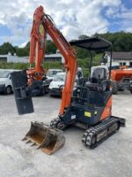 Mini-Pelle Hitachi ZX 17U-2 d’Occasion (2013) – 1,8T avec Moteur Yanmar et 3 Godets – Image 3